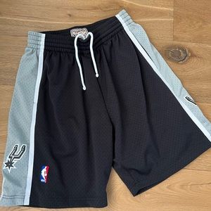 Mitchel and ness nba shorts spurs